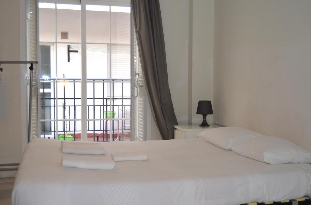 Apartamentos Canasteros Málaga Chambre photo